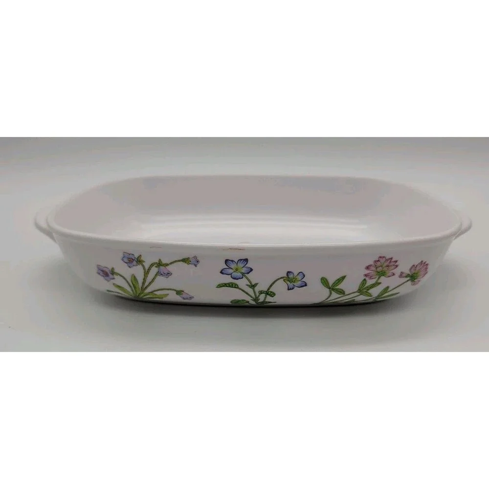 Noritake Progression Petals Plus Casserole Dish Handled Floral Botanical